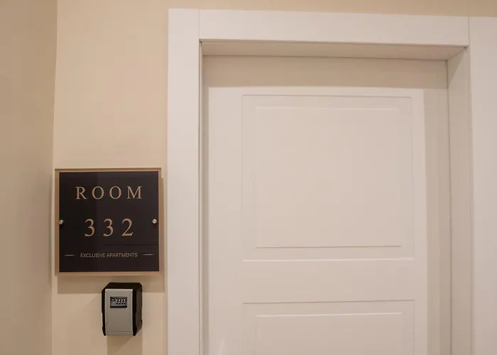 Πανσιόν 33 Νάπολη