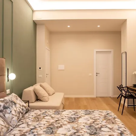 招待所 33 那不勒斯